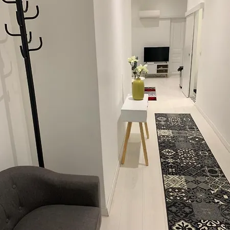 Gustave Apartmán